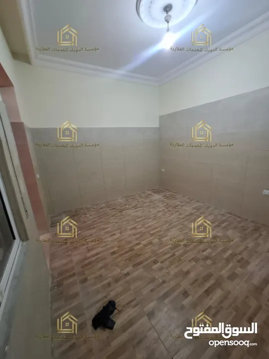 شقة مميزة أرضي مع ترس دفع شهري