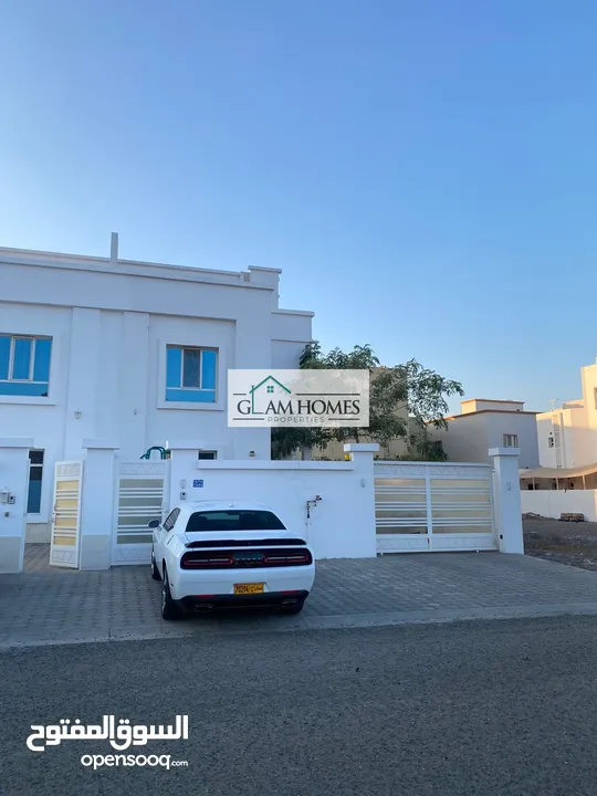 Elegant 5 BR villa for sale in Bosher Awabi Ref: 770H