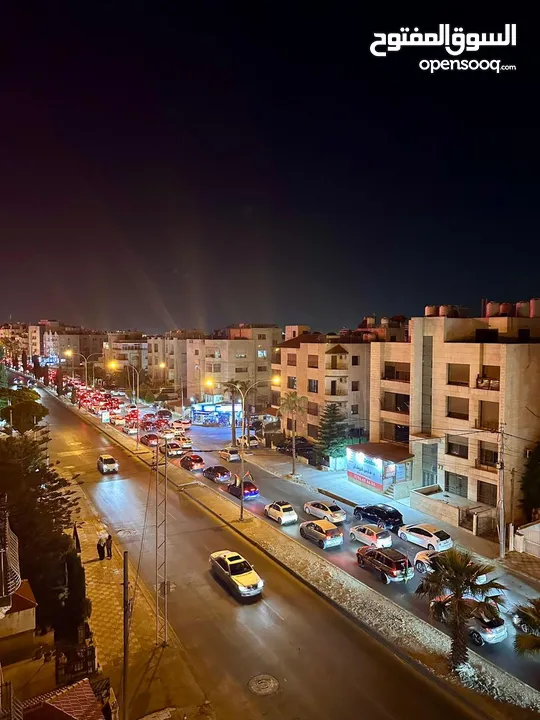 شقة مفروشة ( روف ) للايجار الشهري واليومي من المالك مباشر في شارع المدينة المنورة موقع حيوي