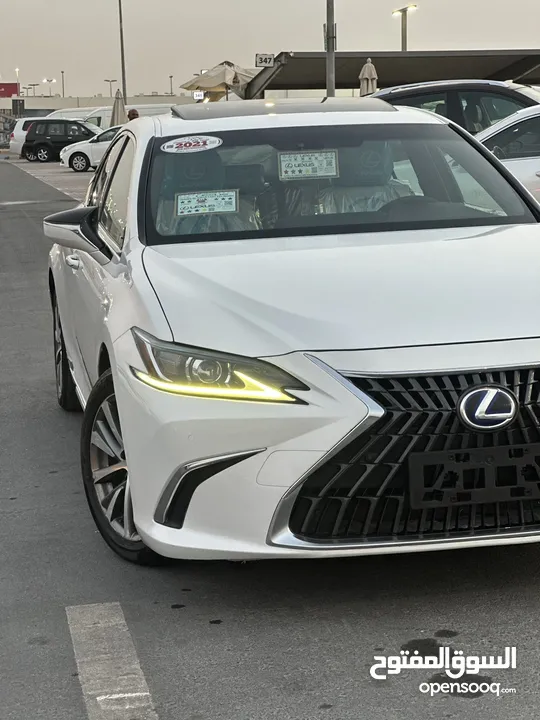 لكزس 2021 خليجي لون ابيض لون داجل جملي فتحه بصمه مثبت تحكم رنكات شاشي كامرا ستاره بصمه رقم واحد