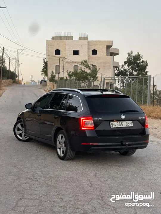 سكودا اوكتافيا 2015