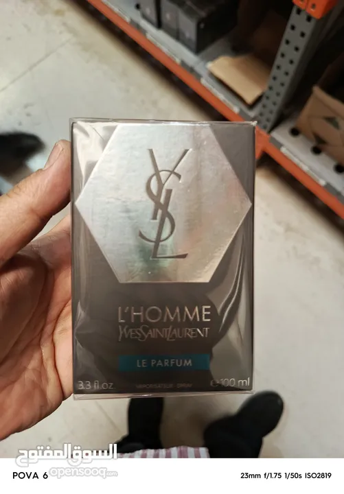عطور جديده بتغليف شركتها للبيع وبعضها مستخدم منه أو مأخوذ منه تقسيمات