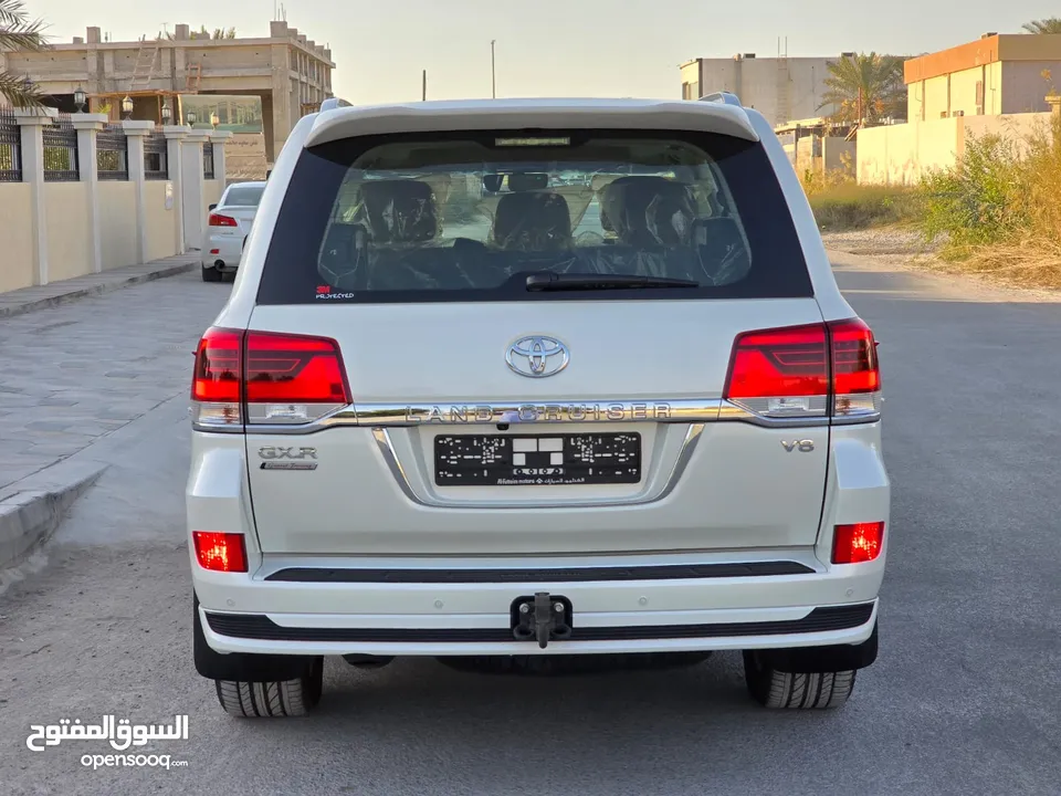 Land cruiser GXR V8 GCC 2020 price 229,000 AED