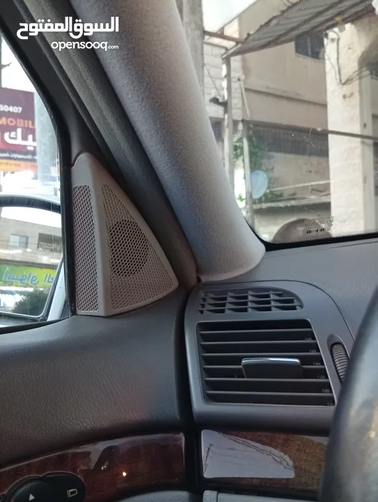 مرسيدس للبدل على احدث e200 كرت ابيض 2004