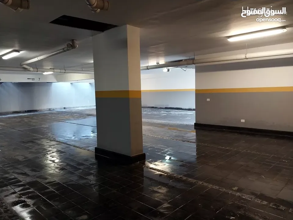 شقه مميزه جدا باعلى معايير ومقاييس الجوده بناء حديث في الدوار الرابع ( Property ID : 30084 )