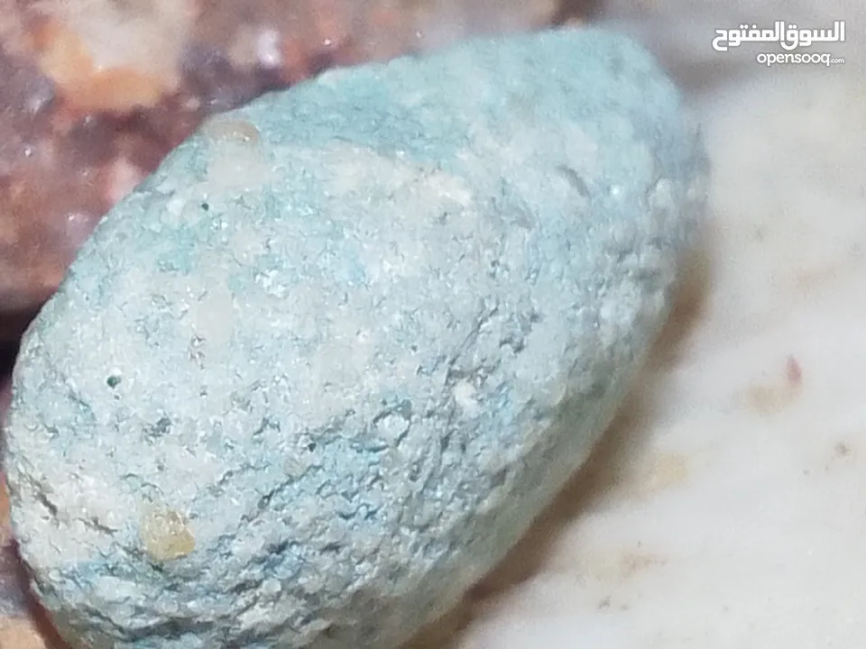 لا اريد المبالغه بأسماء وصفات احجاري ولكن إبحث عن نوعية وسعر كل حجر وما قوة الحجر ولإي اسباب يستخدم