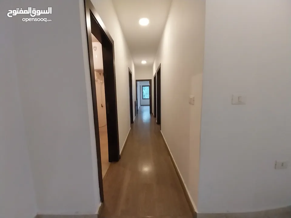 شقة للايجار في منطقة الدوار الرابع  ( Property 34022 ) سنوي فقط