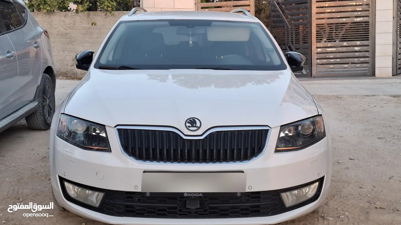 اوكتافبا فل