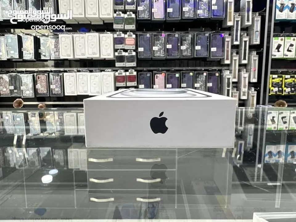 IPHONE 15 كفالة شرق اوسط