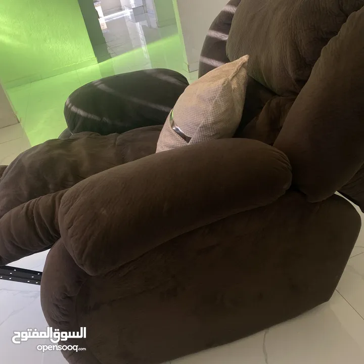 كرسي ريكلاينر عدد 2