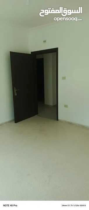 شقه ارضيه للبيع