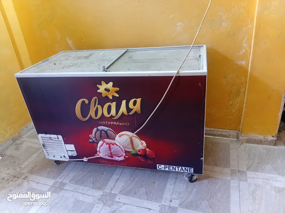 ثلاجة بوضه للبيع شبه جديده ما شاء الله خاليه من الخراب