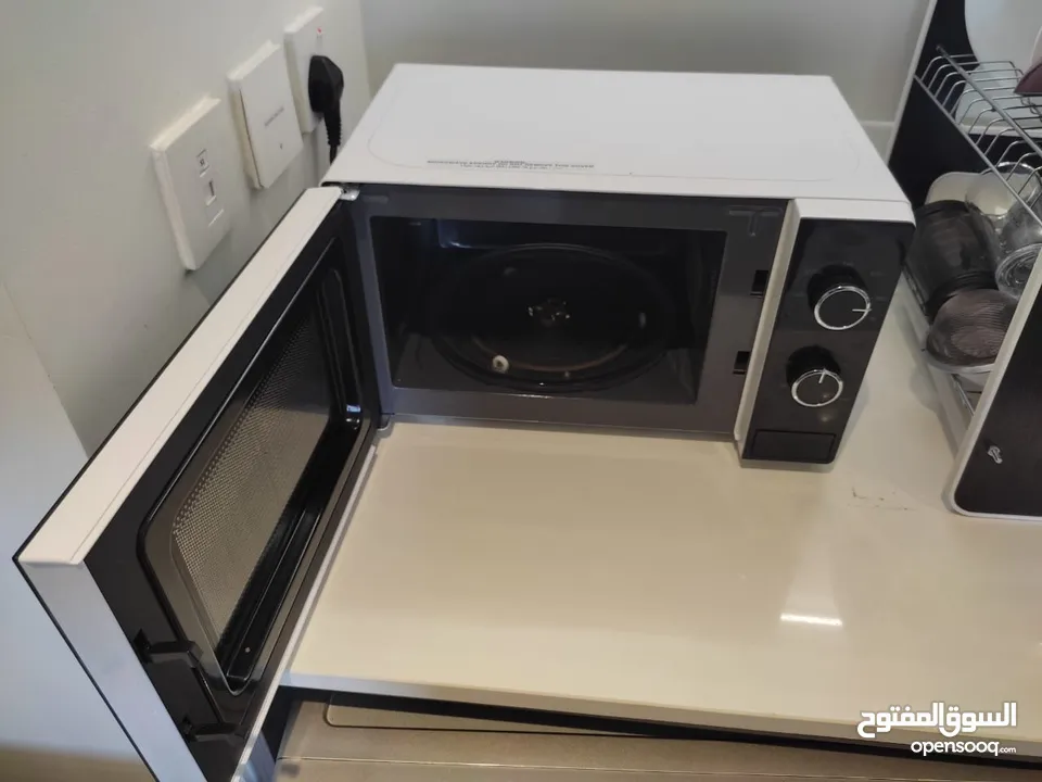 Samsung Solo Microwave Oven with Full Glass Door