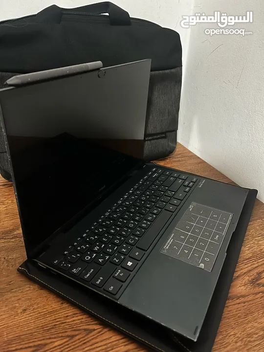 للبيع : asus zenbook - شاشة لمس - مساحة 1TB - انيق وخفيف
