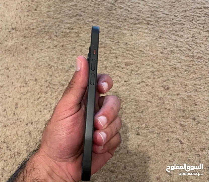 iPhone 15 128G مستعمل اقل من شهر بحالة الوكالة