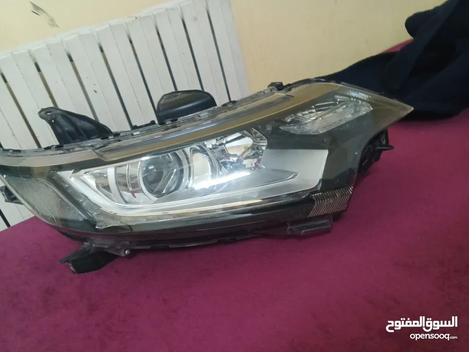 ضوء اوتلاندر للبيع مع كشاف