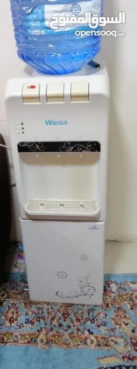 Used Water Dispenser with Small Fridge for Urgently Sale