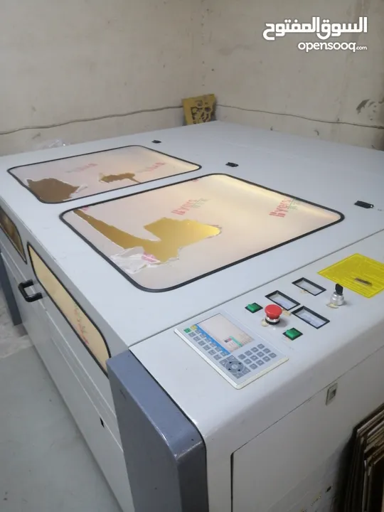 ماكينة ليزر cnc للبيع