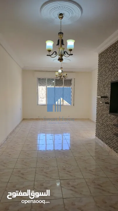 شقة فاخرة للبيع في تلاع العلي  -  خلف السلطان طابق ثاني 135م تشطيب سوبر ديلوكس بسعر مغري
