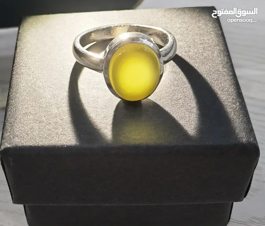خاتم عقيق أصفر