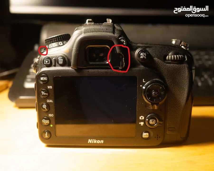 كاميرا نيكون D7200 مع ثلاث عدسات وبطاريتين إضافيات وفلتر وڤيرتيكال جريب