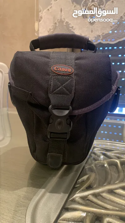 كاميرا Canon 7D مع كامل العده + Adapter للكمبيوتر مع عدسة 18-55lens السعر 280 قابل للتفاوض