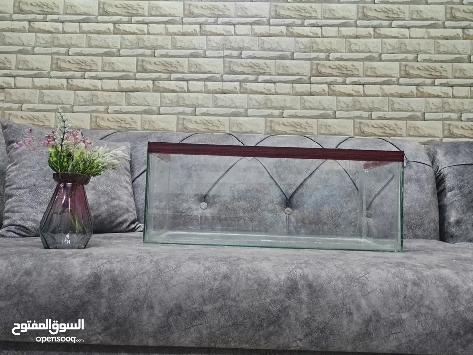حواض سمك  بسعر حرق مقاس عرض62 ارتفاع 25 عمق25  متوفر 5 حواض سعر ثاني للكو