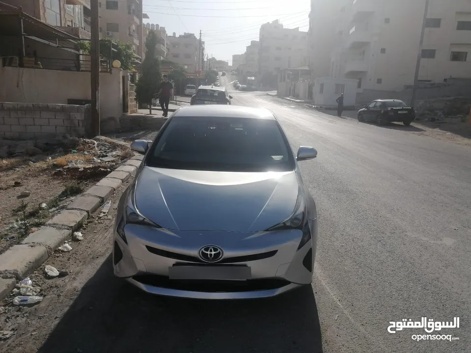 تويوتا بريوس 2017