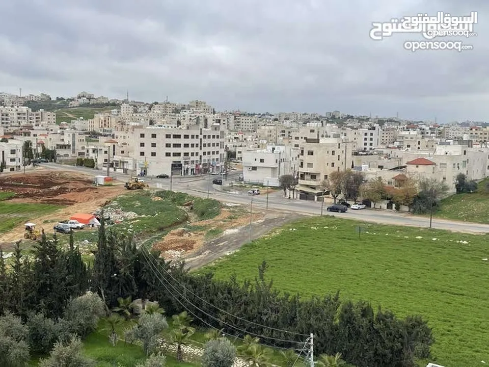 شقة فارغة 3 نوم 3 حمامات 125م للايجار