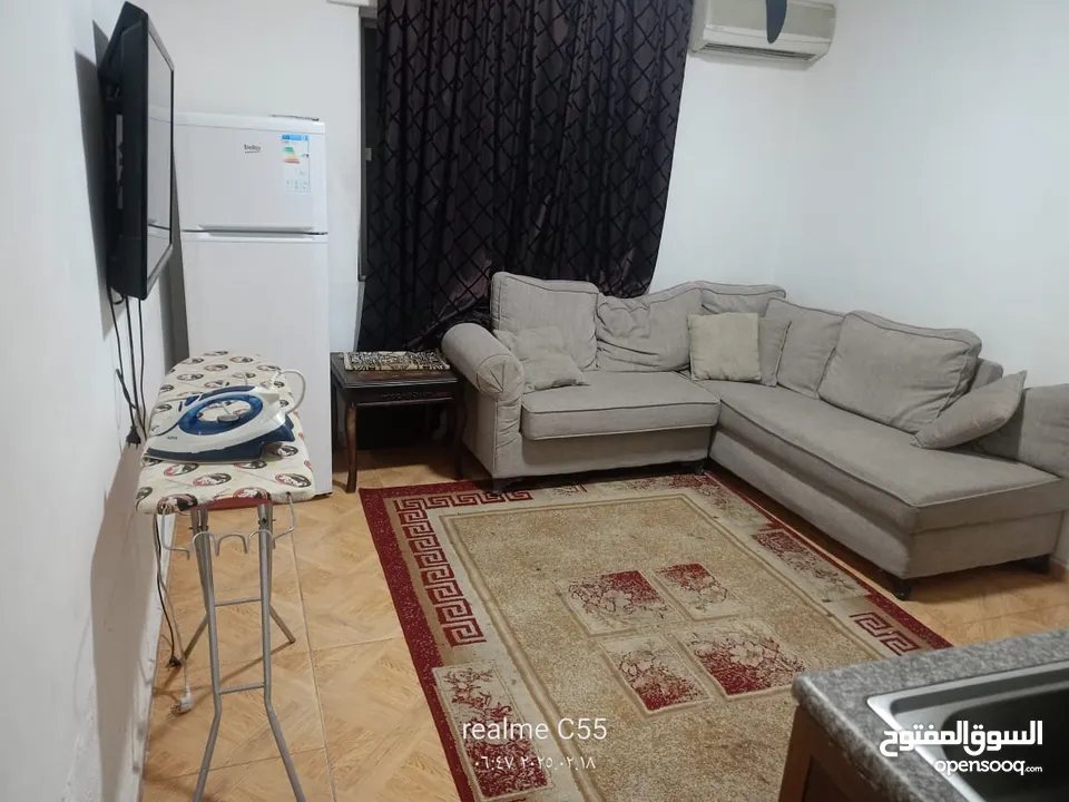 شقة استثمارية الجامعة الاردنية مقسومة استوديوهين