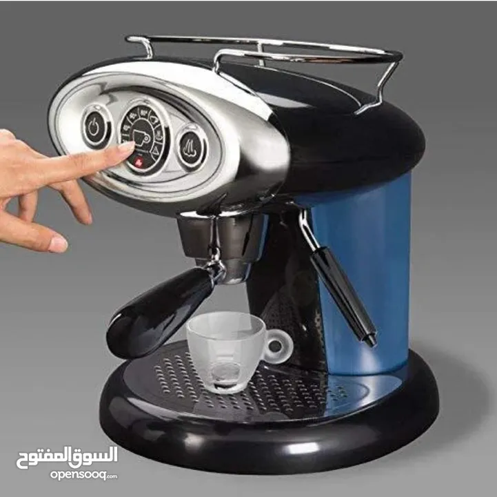 Illy espresso coffee machineX7.1 ماكينة اسبريسرو مع بخترة الحليب