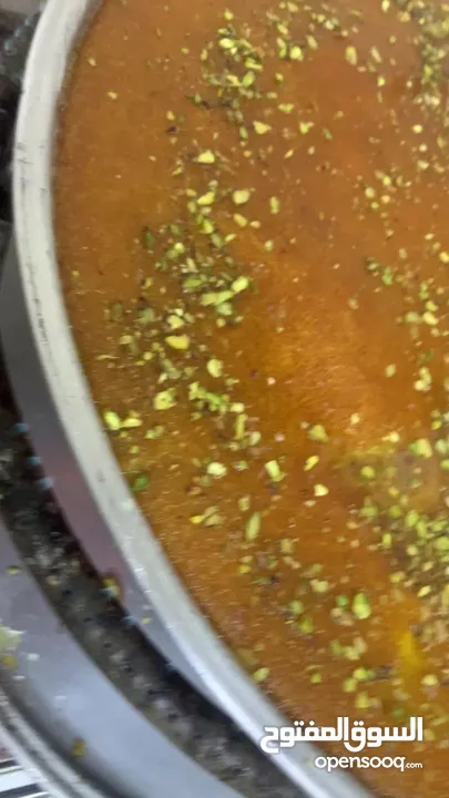 كنافة نابلسية اصيلة بالسمن البلدي الاصلي والجبنة العرقاوية الغنية عن التعريف