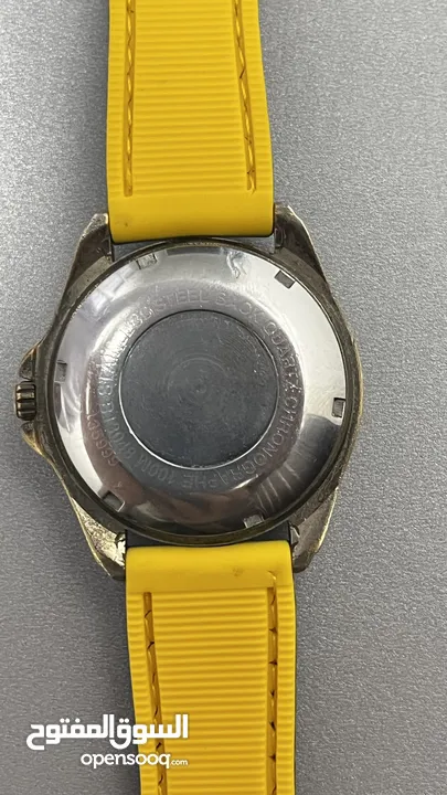 ساعة بريتلنج لون اصفر اصلية لون مميز   للبيع (للحاجة) الضرورة العاجلة