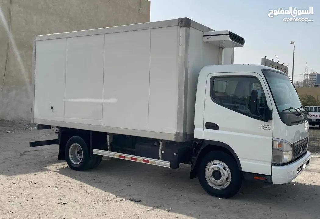 هاف لوري  ثــــلاجة تبريد MITSUBISHI FUSO 2016