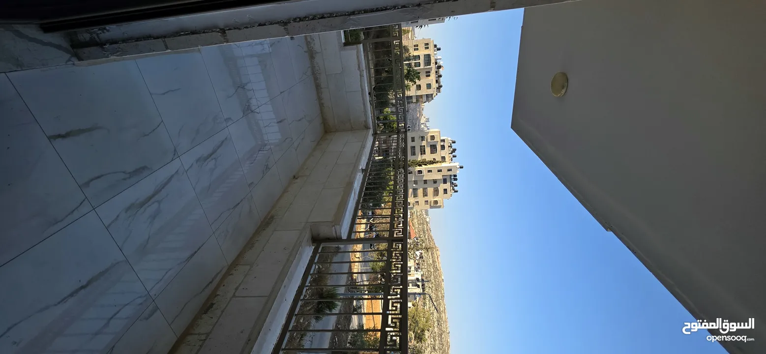 شقة للبيع في الطيرة