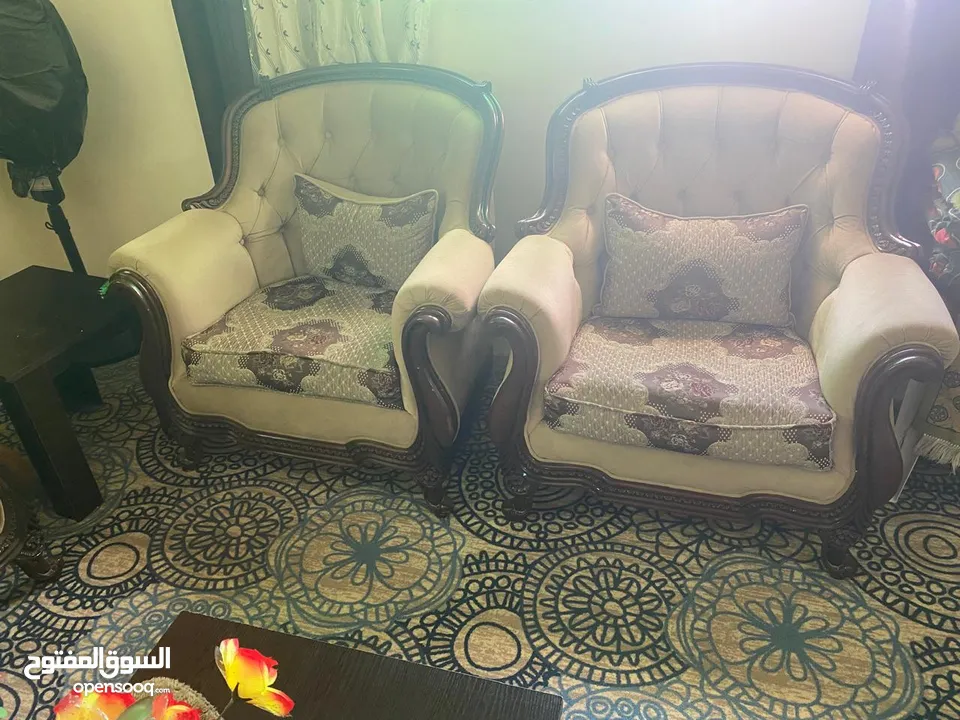 طقم كنب 7 مقاعد