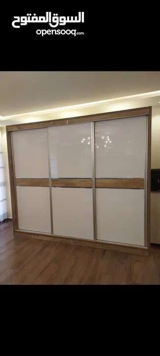منجرة حمزه لتفاصيل الأثاث بالكامل كنب .غرف ماستر .غرف شباب .ابواب .مطابخ .طاولات .ديكورات