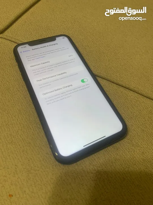 ايفون xr استعمال خفيف بطاريه 100 ما في اي خدوش ومو مصلح بس مغير بطارية بحاله الوكاله