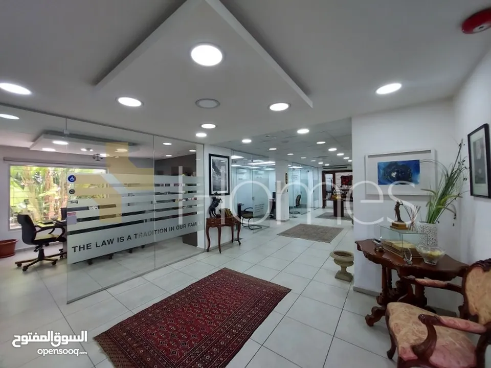فيلا استثمارية للبيع في الشميساني ، بمساحة بناء 450م و ارض 776م