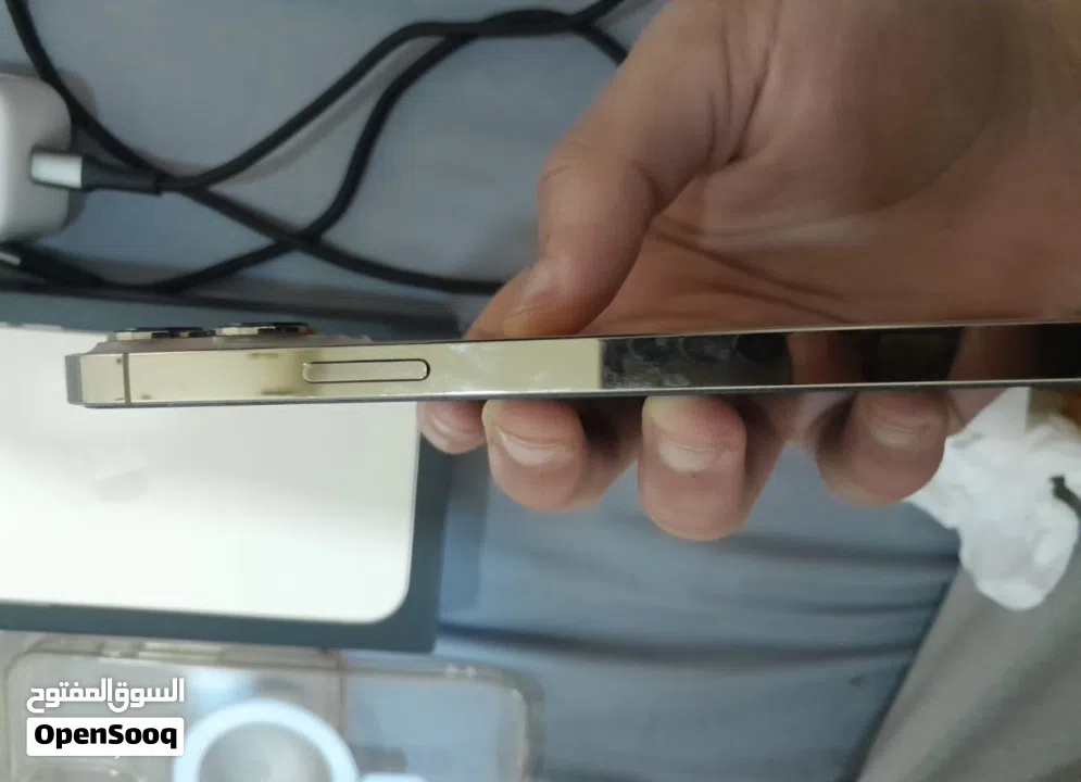 ايفون للبيع