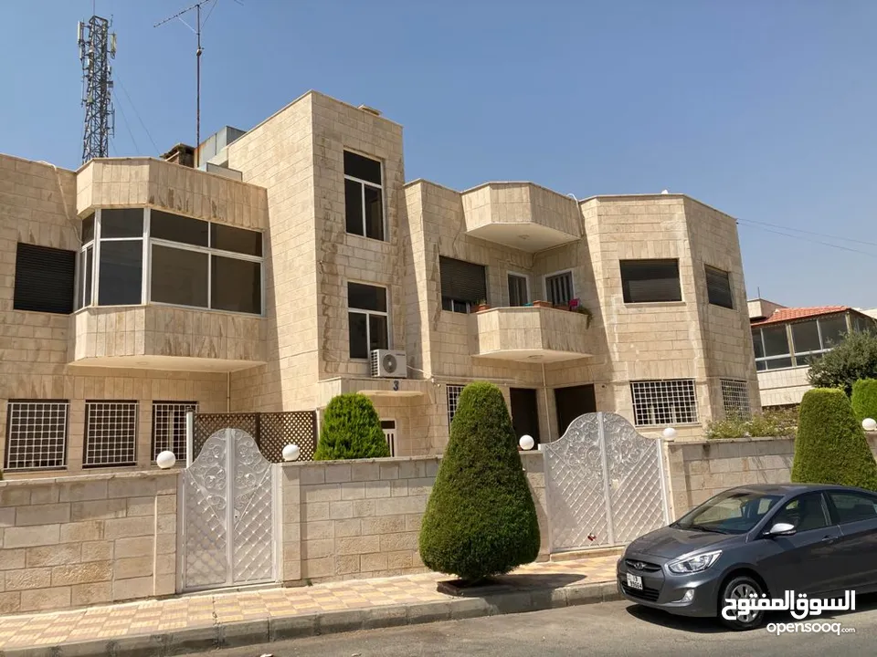 بناية سكنية للبيع في عمان- الشميساني