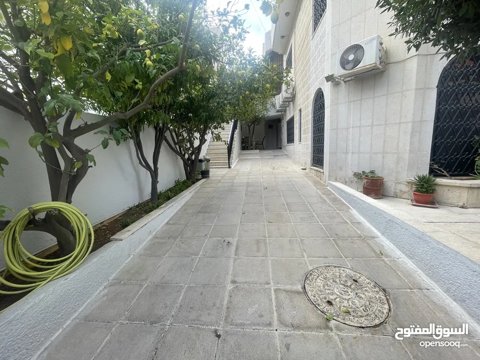 Wonderful apartment with garden for rent ( Property 39910 )-174787505
