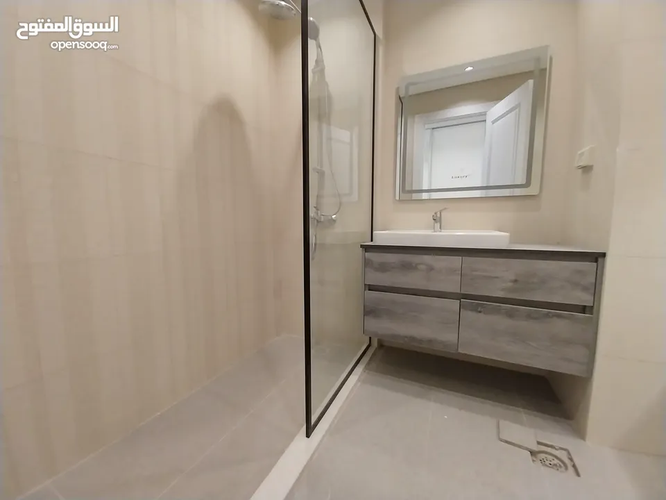 شقة غير مفروشة للإيجار 320م2 ( Property 19519 )-175072651
