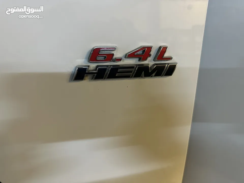 دوج تشارجر srt 6.4L