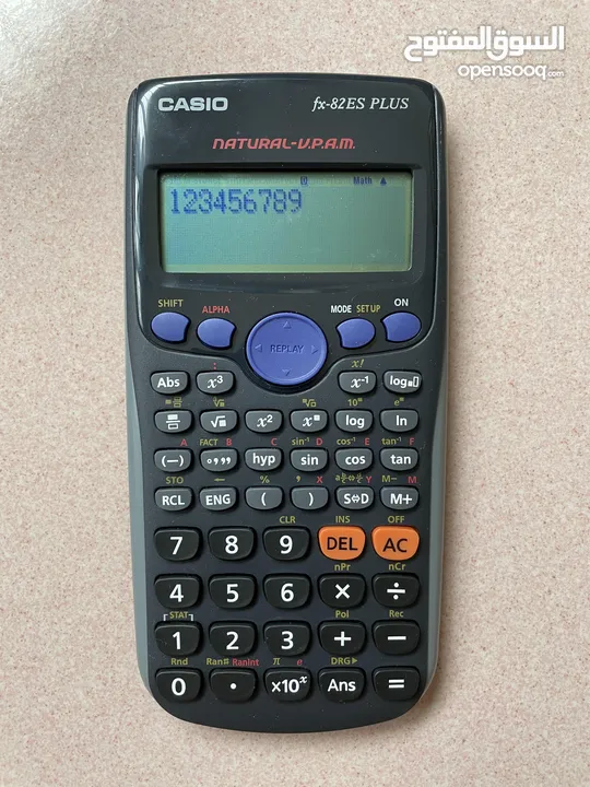 الة حاسبة كاسيو اصلية Casio fx82es plus