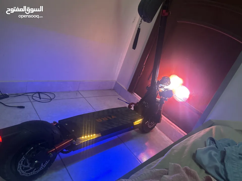 سكوتر valra   استعمال. شهر و نص  55km/h. 50v