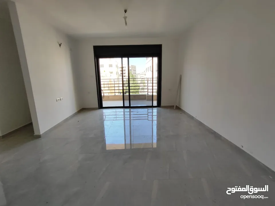 شقة جديدة وغير مفروشة للإيجار-الماصيون – خلف بن ازحيمان مباشرة.