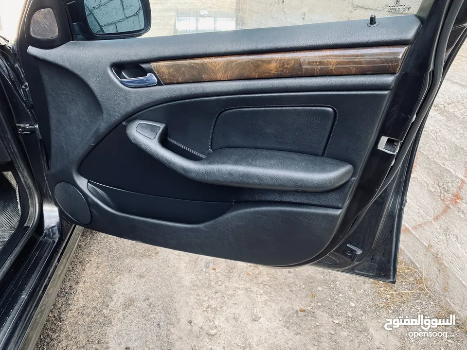 BMW e46 318 2001  بحالة ممتازة جدا