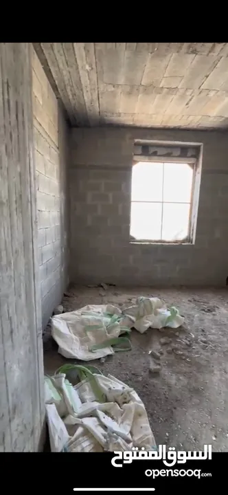 رووف للبيع بسعر مناسب جدا