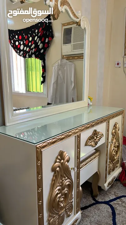 غرفه نوم للبيع